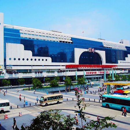 Shenzhen Luohu Railway Station Hotel - Commercial Building Exterior foto