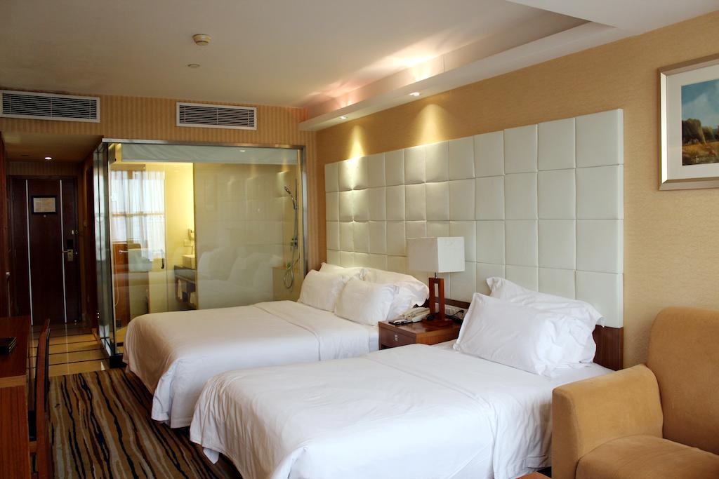 Shenzhen Luohu Railway Station Hotel - Commercial Building Habitación foto