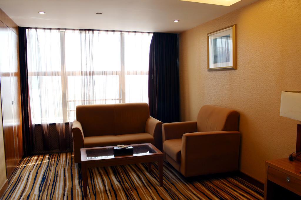 Shenzhen Luohu Railway Station Hotel - Commercial Building Habitación foto