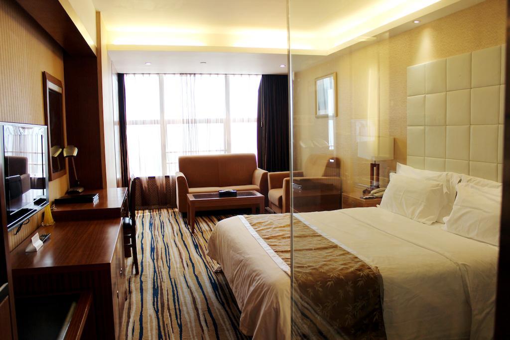 Shenzhen Luohu Railway Station Hotel - Commercial Building Habitación foto